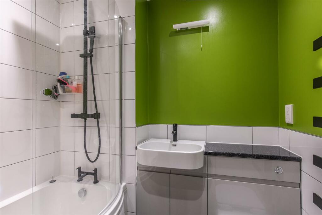 New Bathrooms3.jpg