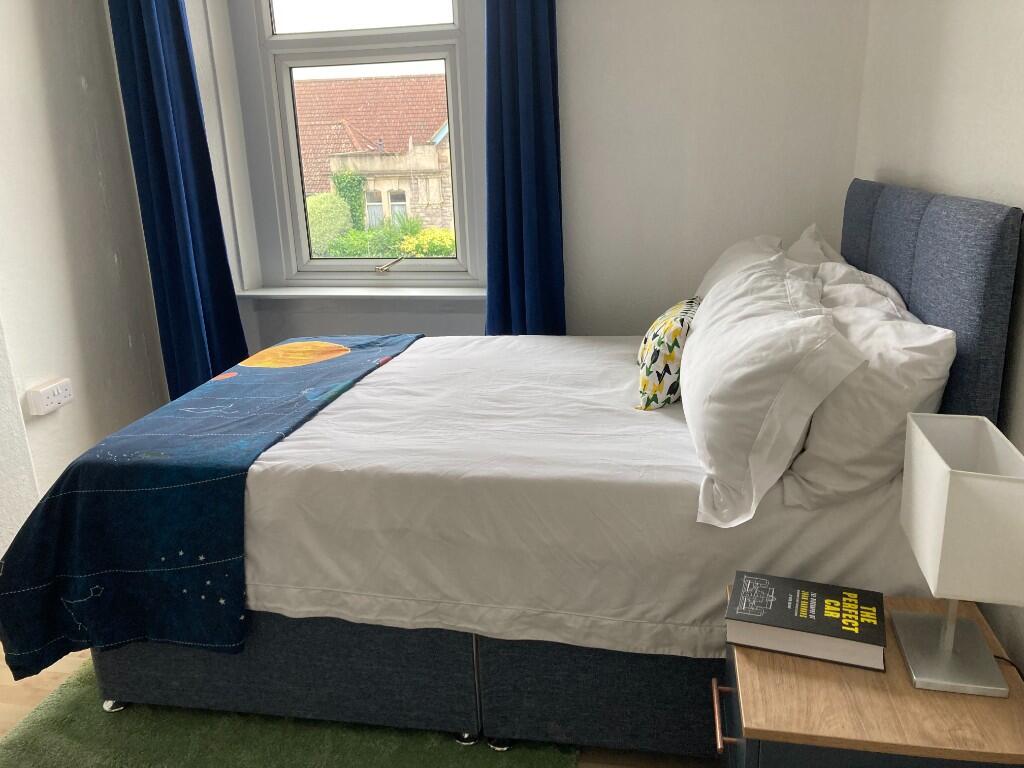 Room 4 @ £625 pcm
