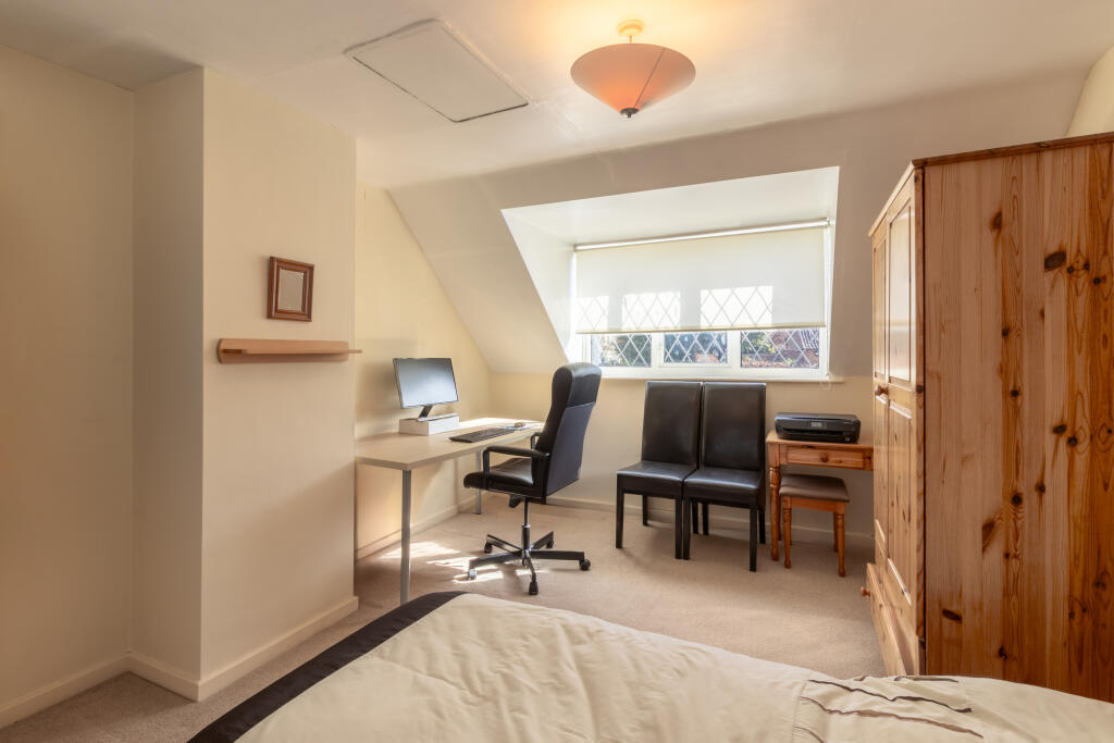 17 Paddock Close (15 of 19)