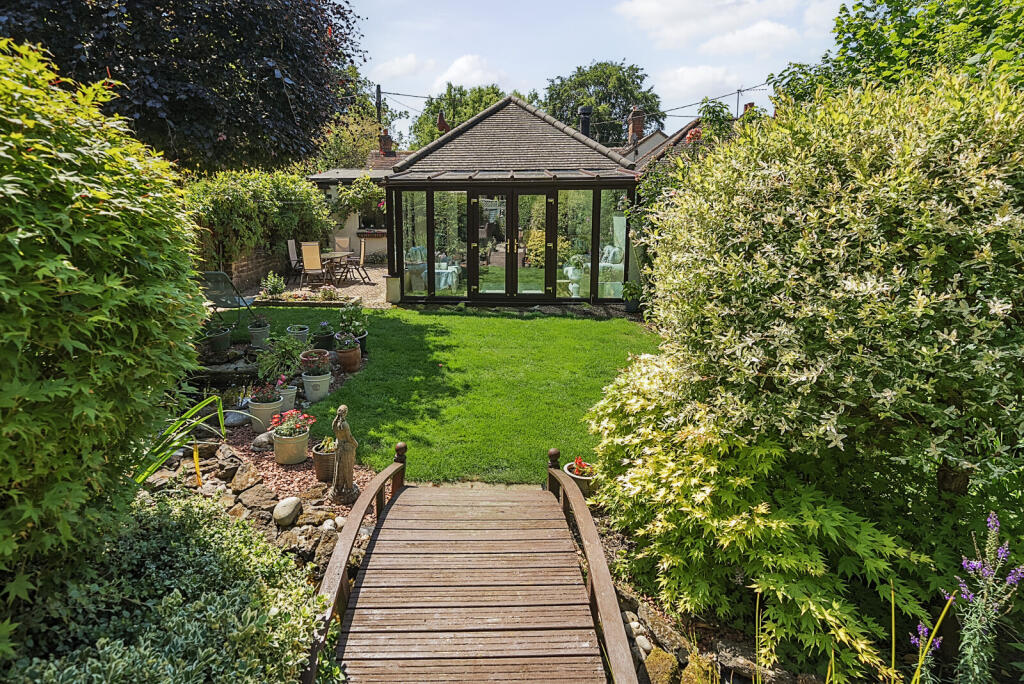 1311540-31-6852a8...