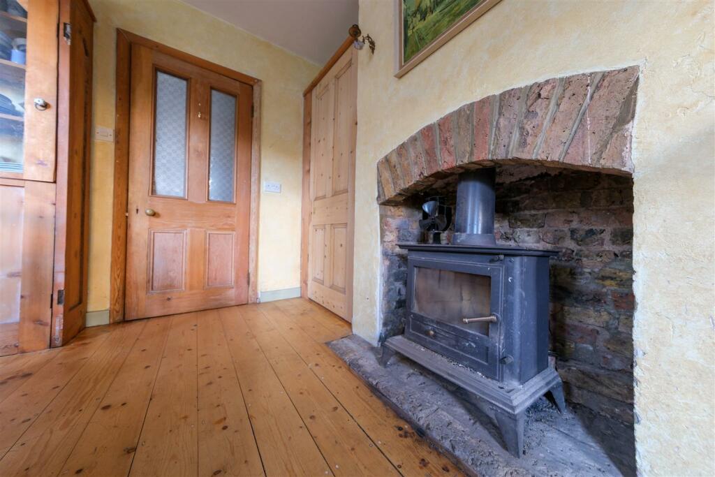 Ground Floor - Kitchen_10.jpg