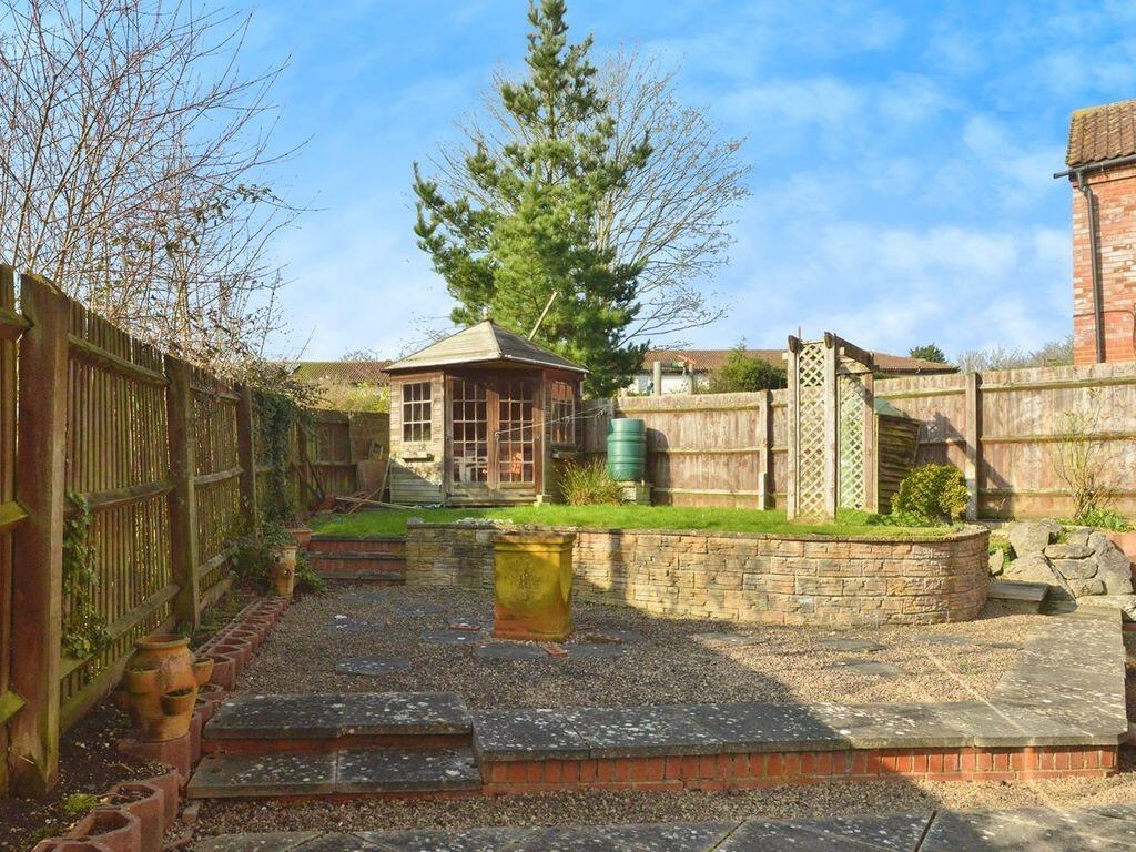 Craddocks Close, Milton Keynes, Buckinghamshire, MK13