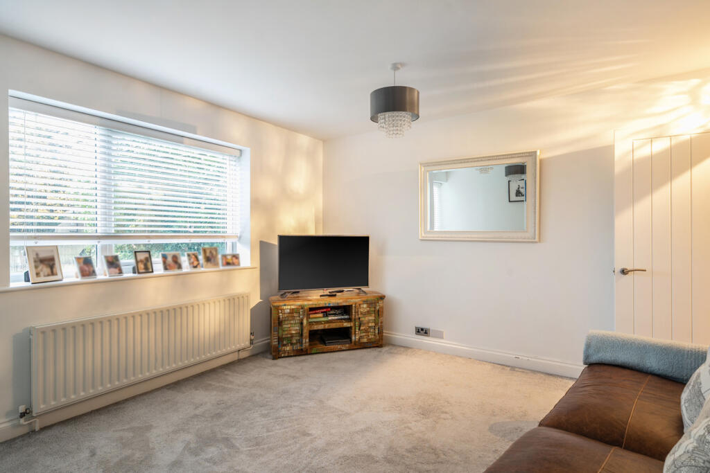 1384318-5-6931868...