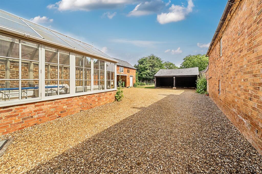 The Beeches, 5 High Street, Wappenham (7).JPG