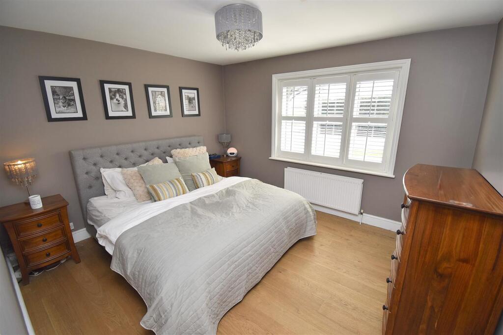 Bedroom.JPG
