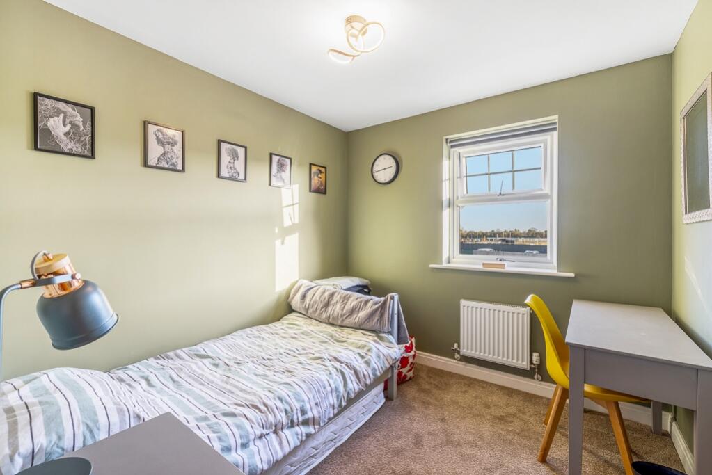 1 Field Drive (Wyberton)-34