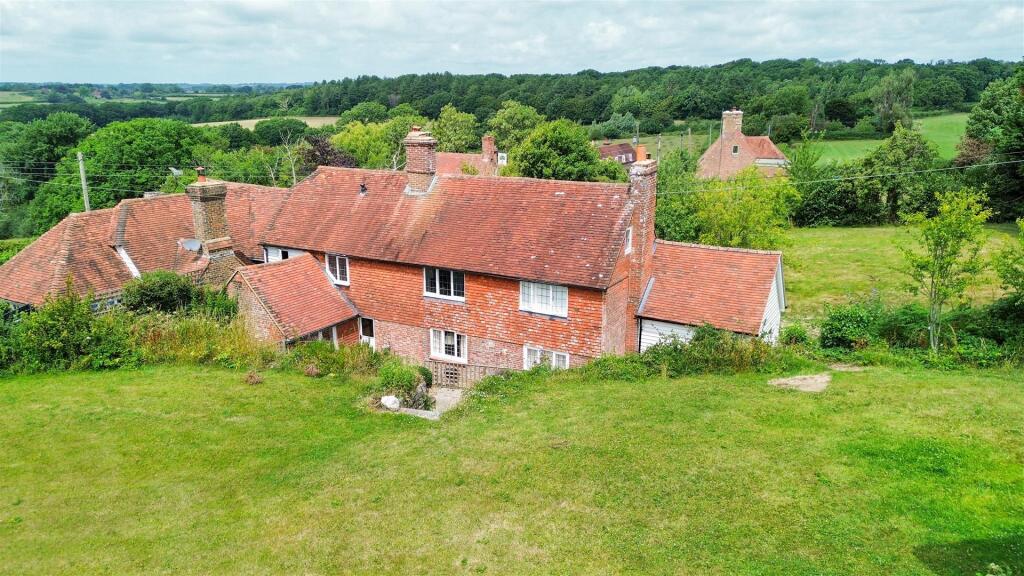 dji_fly_20250714_121810_115_1752492215505_photo_op