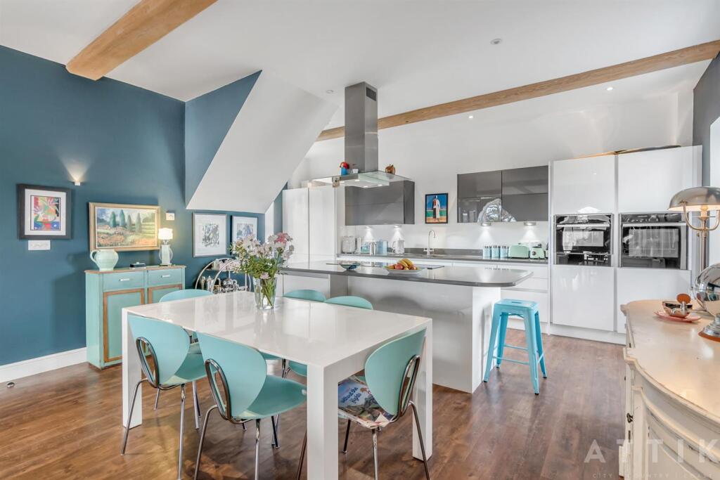 52 the Chapel Blyth View IP19 9LB (30).jpg