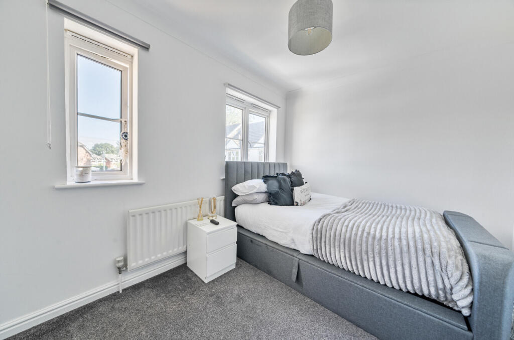 1320641-10-686e45...