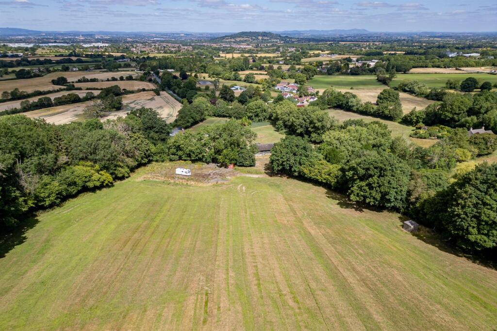 Fortitude, Birdlip Hill, Witcombe, Cheltenham GL3 