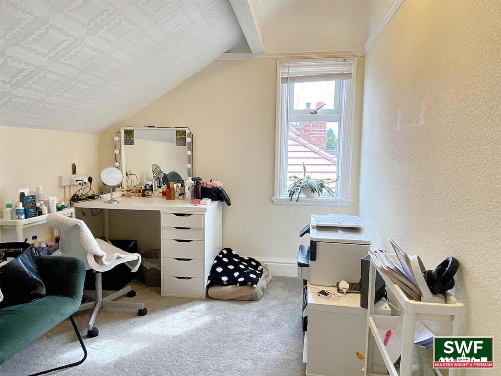 Bedroom4