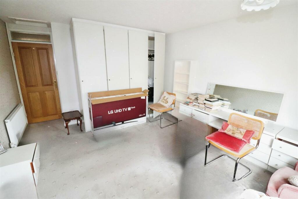 editedimage-dfbd9beb-415b-445b-aada-217624da0d22 2