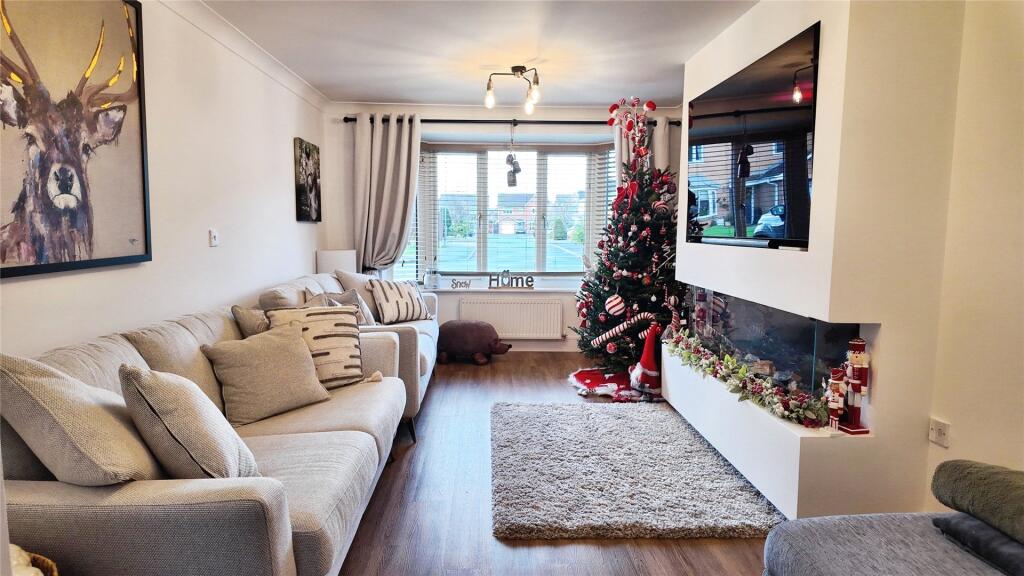 Living Room &amp; Media