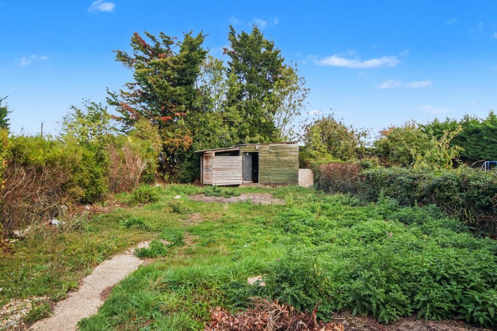 13 Pingle Bank, Holme, Peterborough, Cambridgeshire, PE7 3PJ