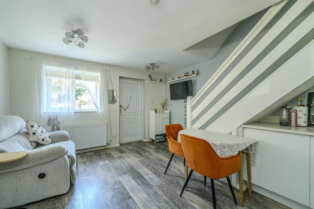 Kitchen/Lounge/Dining Room