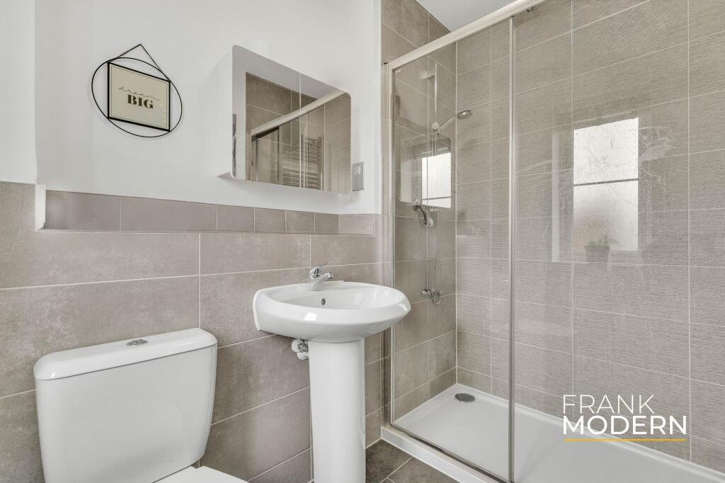 Bedroom One En-Suite