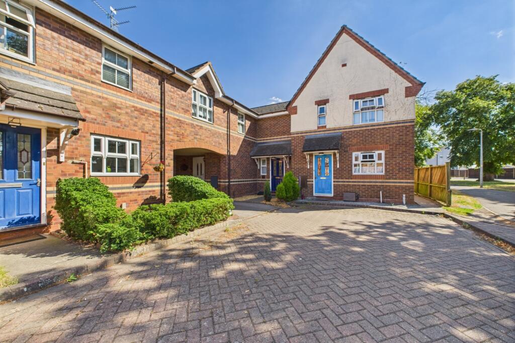 EweMove Spalding -  Patriot Close - Front of House