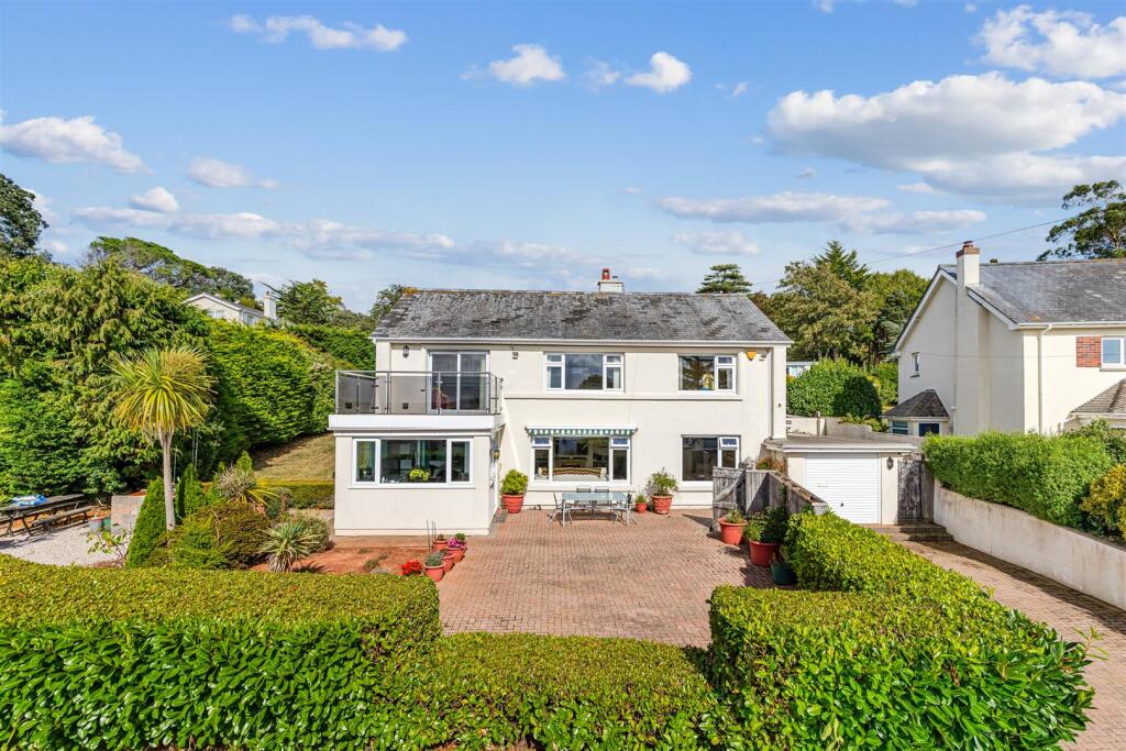 A02 - Ridgwood, Rock End Avenue - 250901.jpg