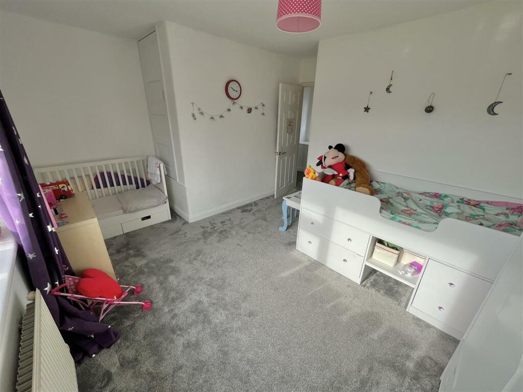 Bedroom 2 Aspect 2.jpg