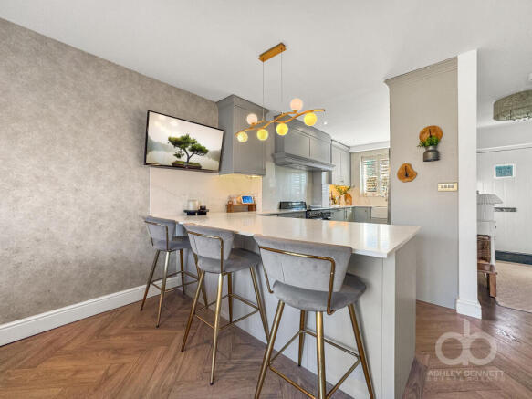 127762agx36390519img100000max656x437