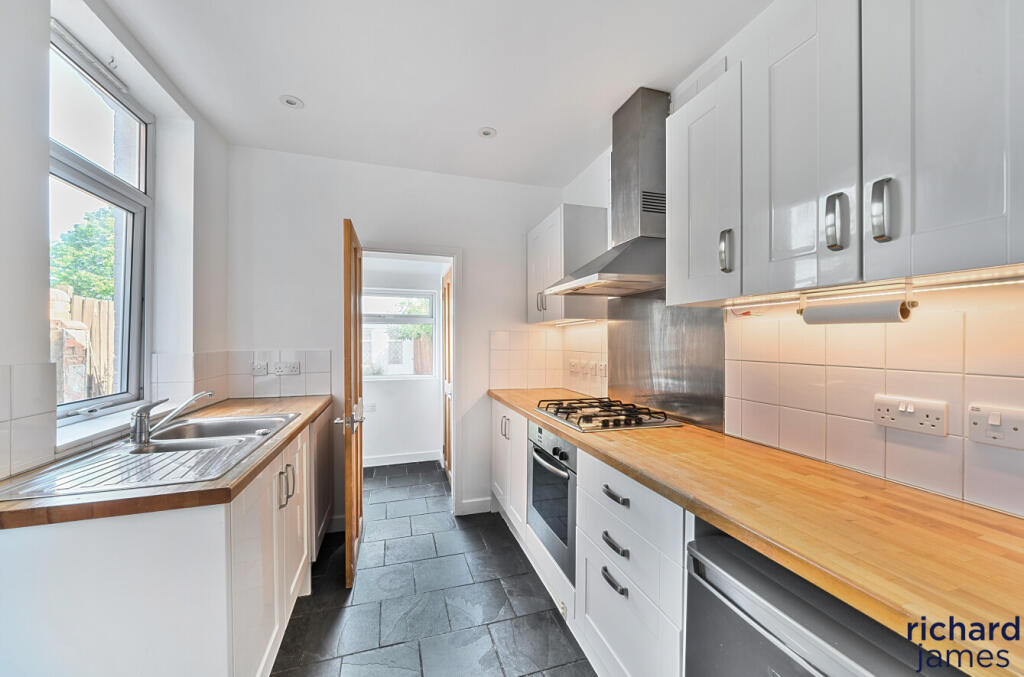 d650c6006bf046f9b0c93831e57080ef