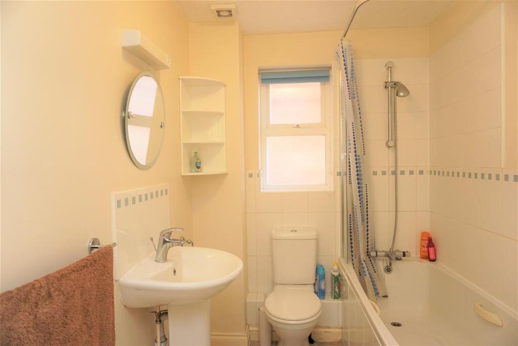 Main Bathroom