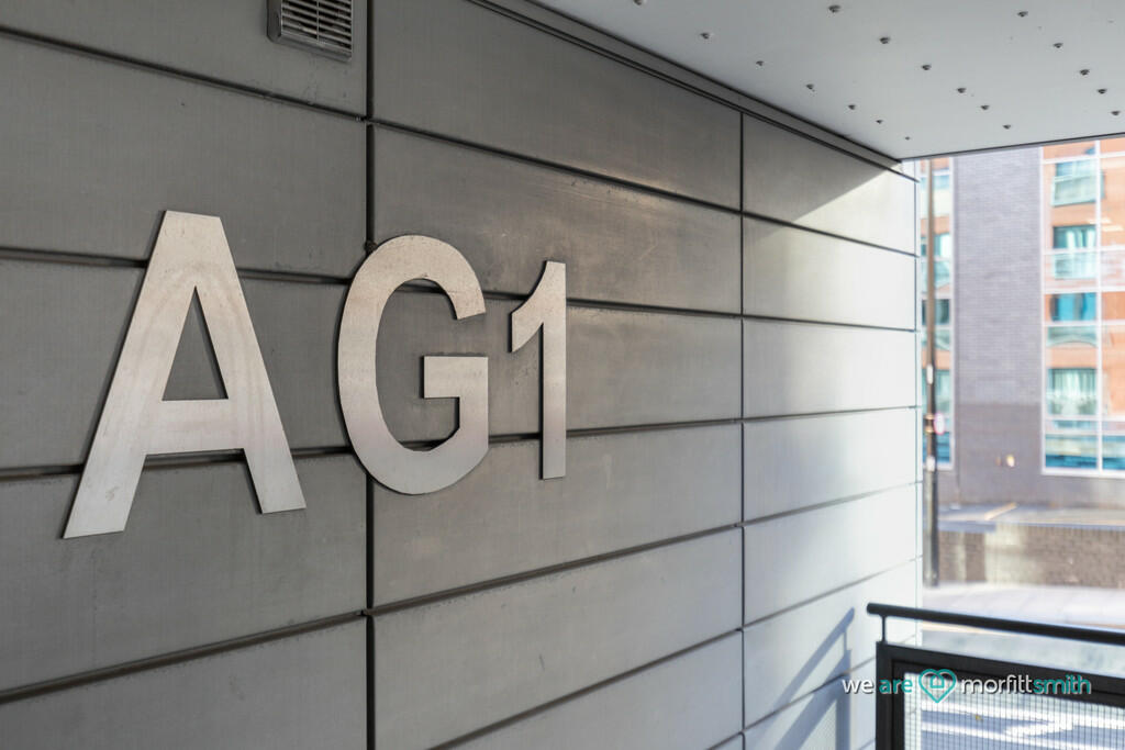 AG1