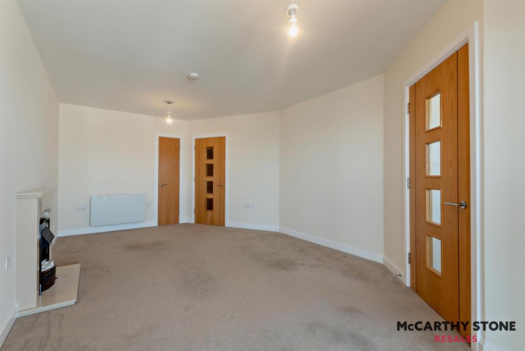 8606939-interior12-800.jpg