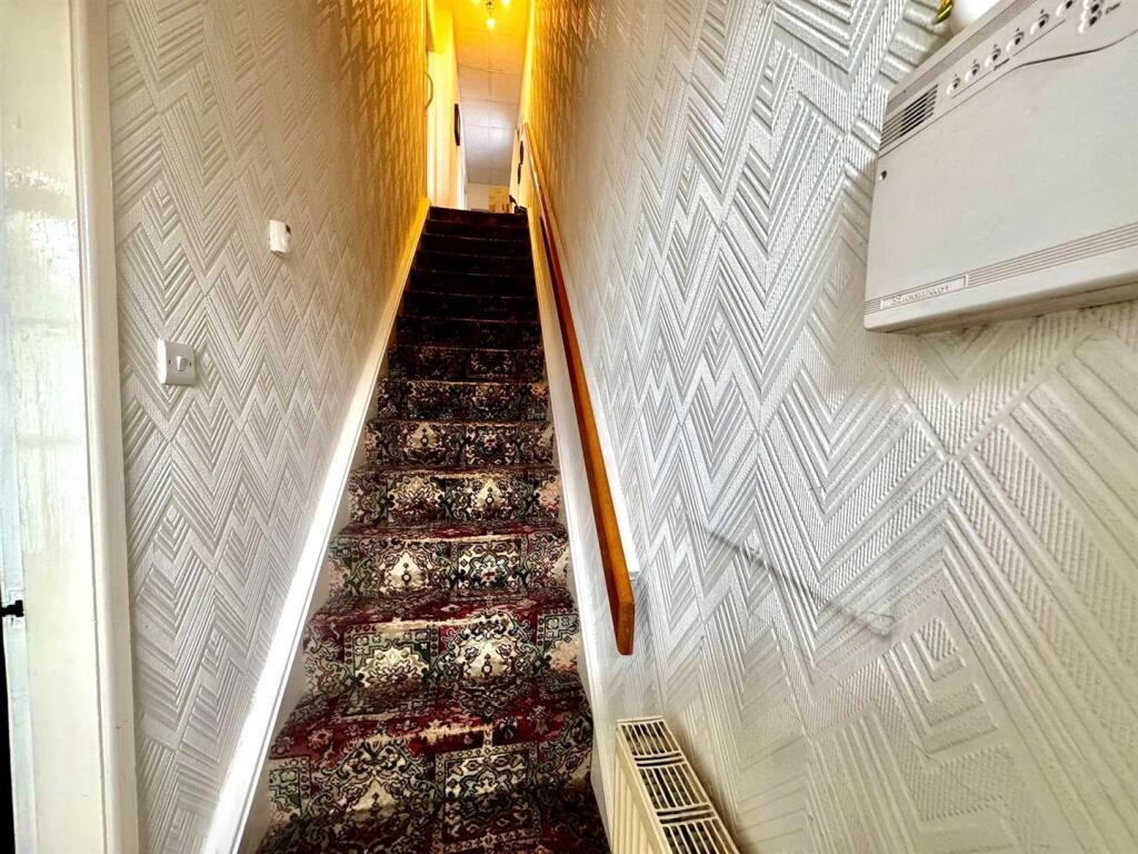 WhatsApp Image 2025-10-28 at 09.58.56 (4).jpeg