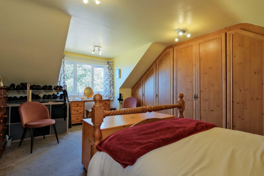 059-3 Station Place, Law ML8 5LR.jpg
