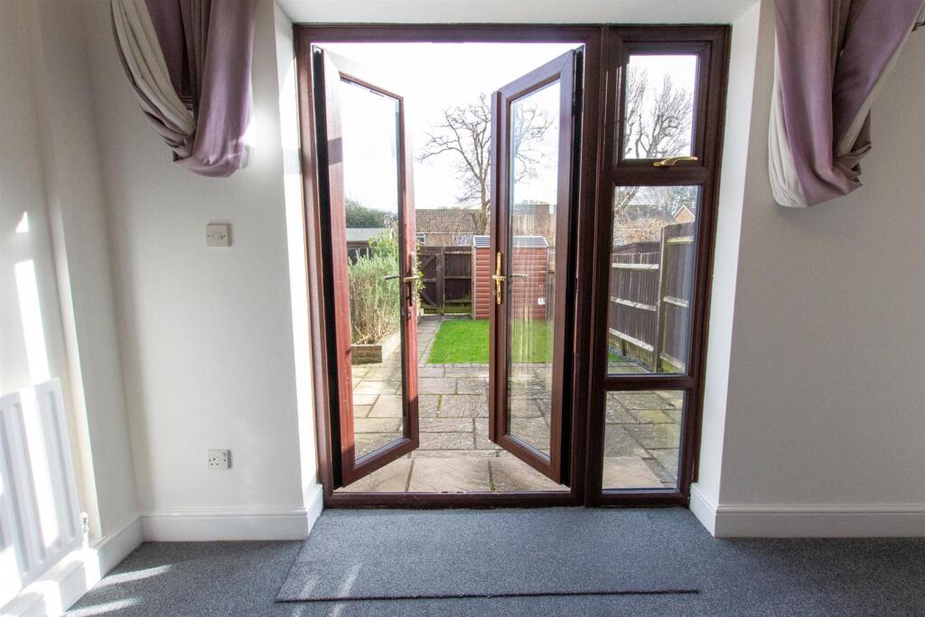 8 Lime Tree Grove - french doors.jpg