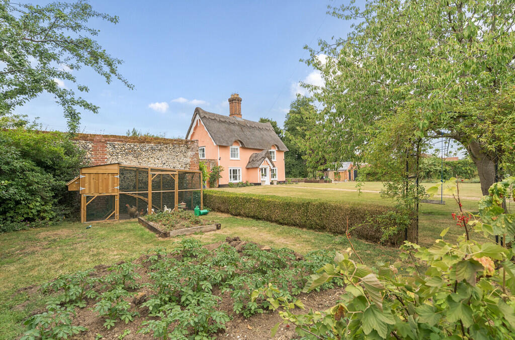 1326327-15-687689...