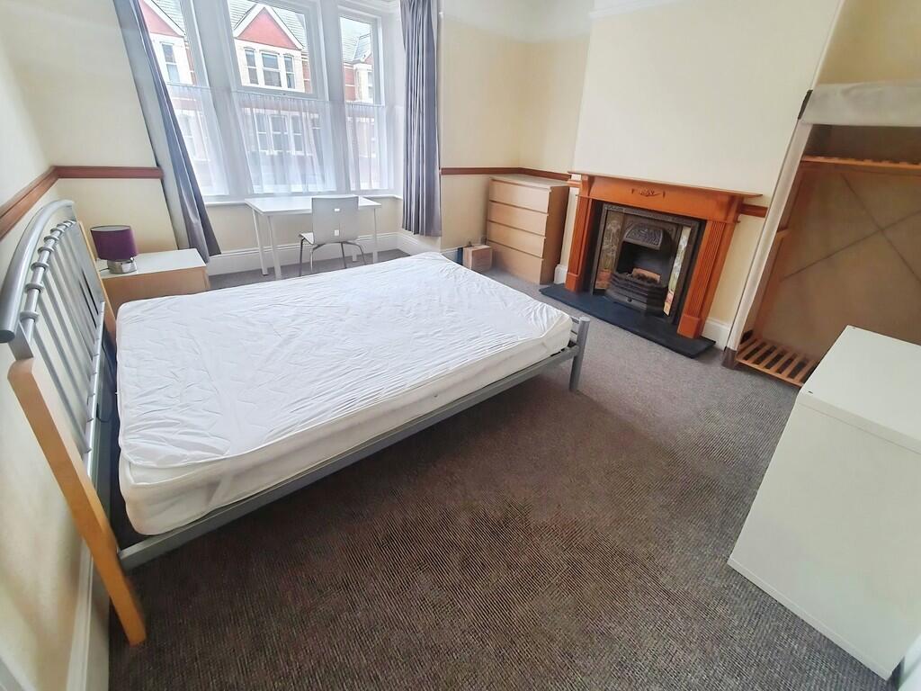 5abbe44c-Bedroom ...