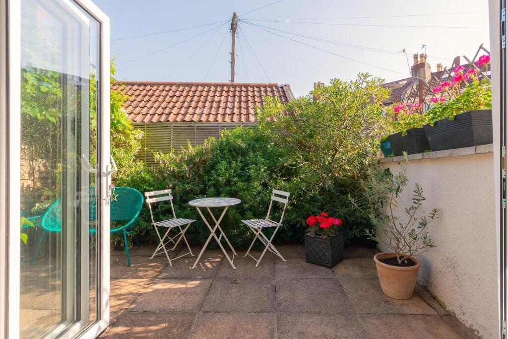 6I5RSE - External G.jpg