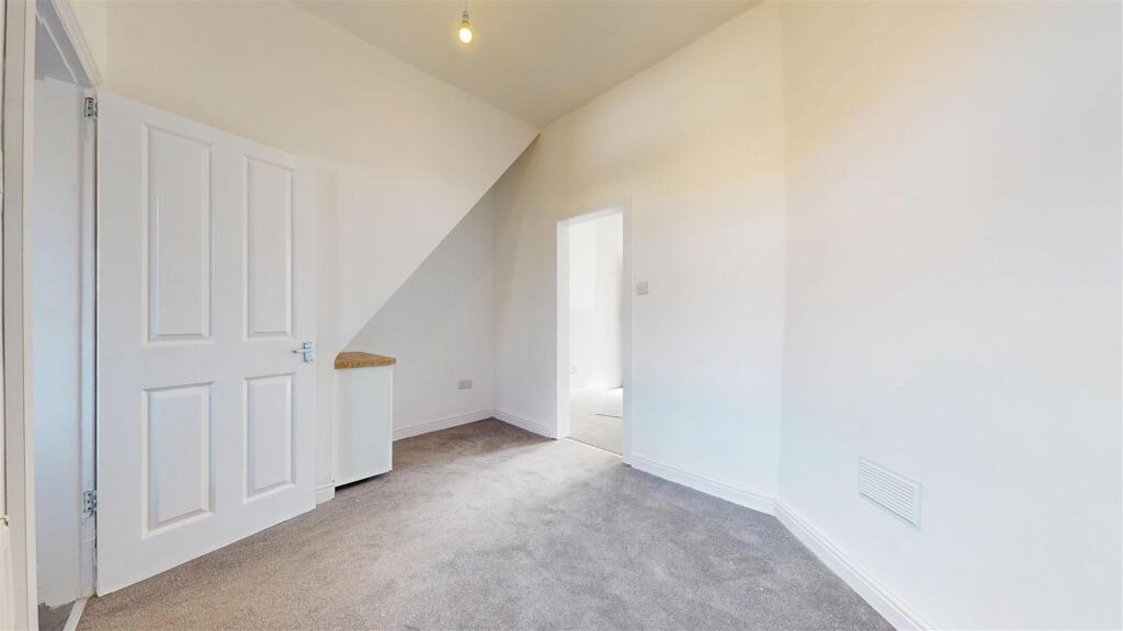 Gleave Street Dining Room