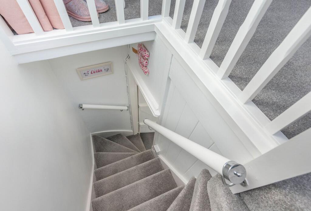 HALL WAY AND LANDING