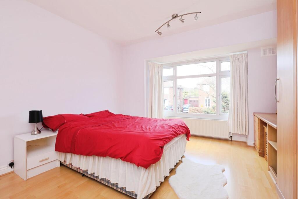 BEDROOM NO.2