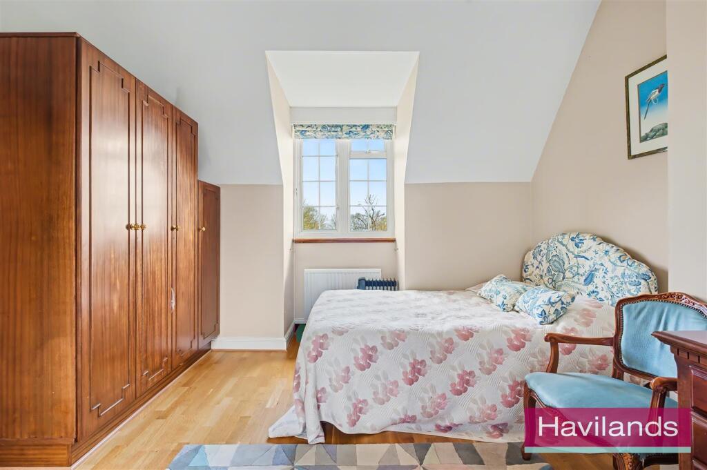 Cannon Hill N14 7DJ-30.jpg