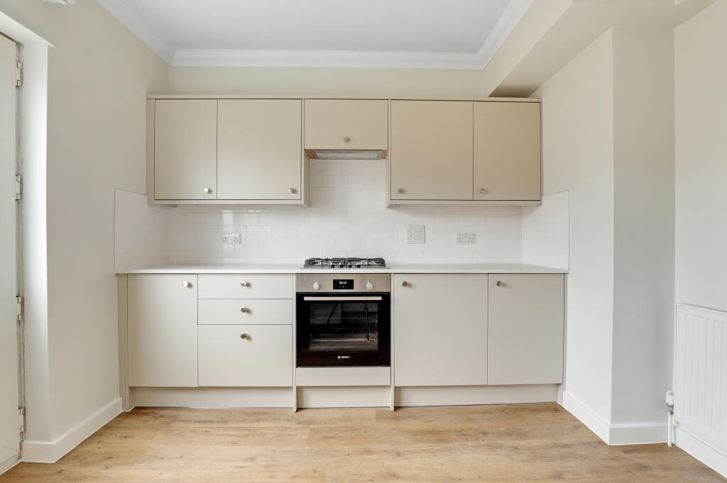 1.KITCHEN.jpg