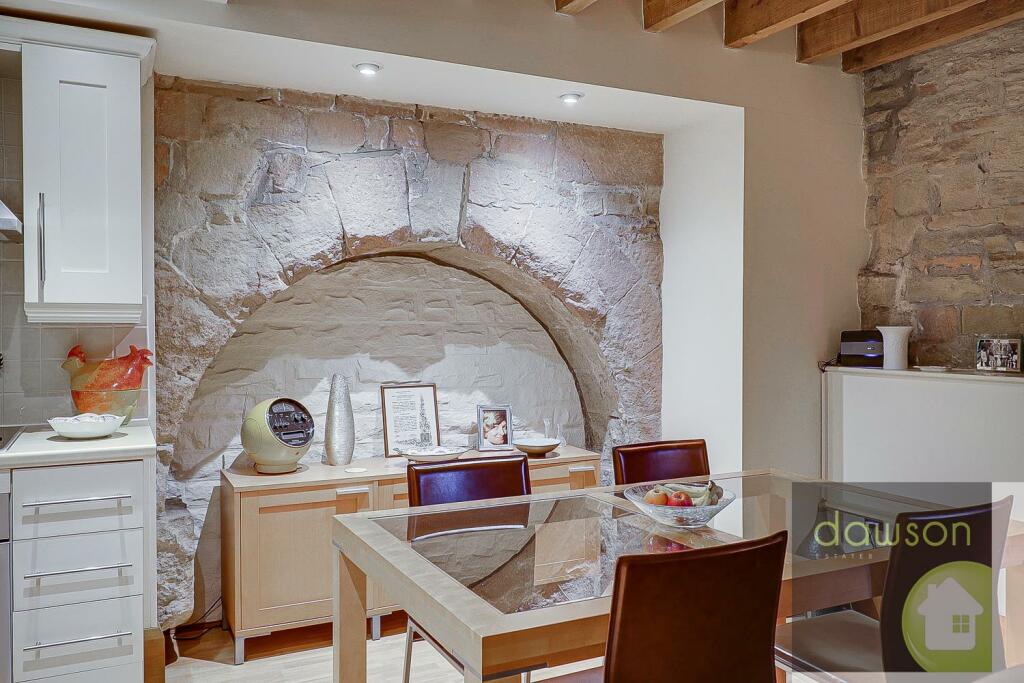 Lounge/Kitchen