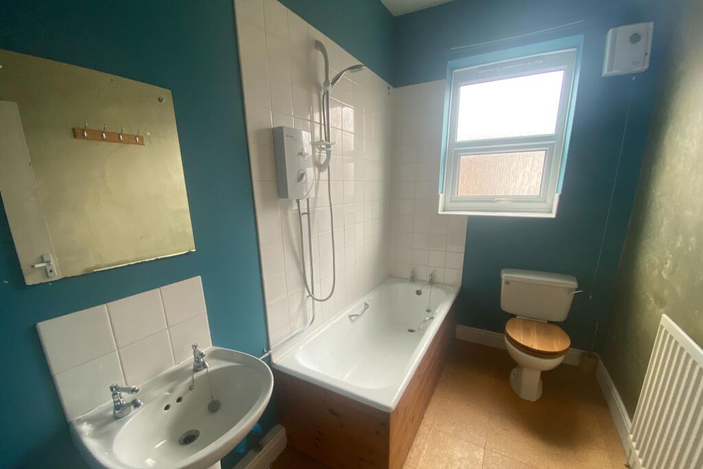 144 Milbourne Street, Carlisle, Cumbria, CA2 5XB