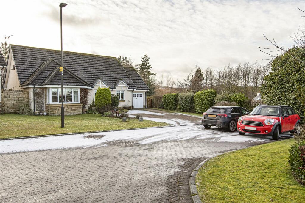 18 Cleuch Avenue North Middleton 01a.JPG