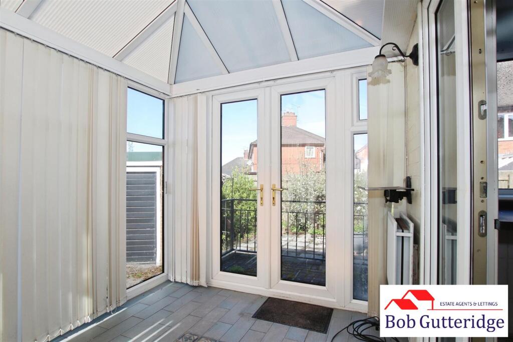 UPVC DOUBLE GLAZED CONSERVATORY