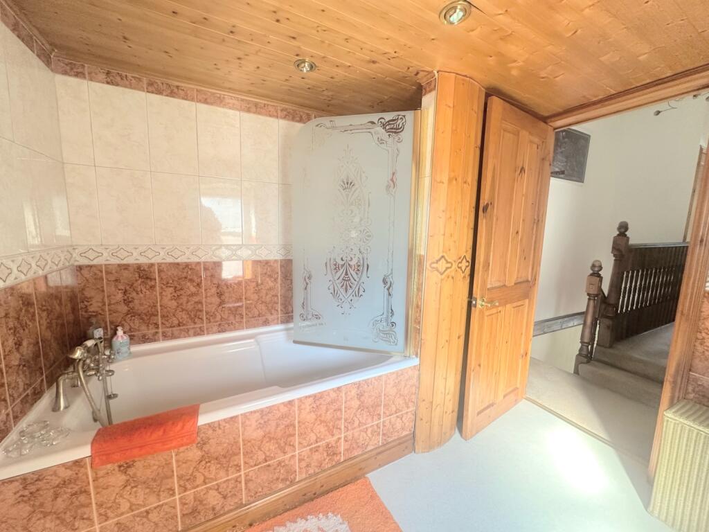 6037C951-6E1A-48CA-8D91-B3729CE1FFBF