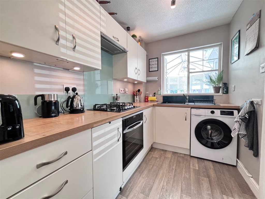kitchen1.png