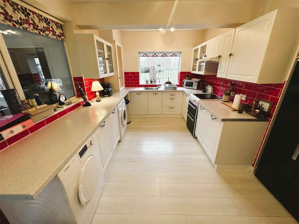 IMG_2579 (Large).jpg