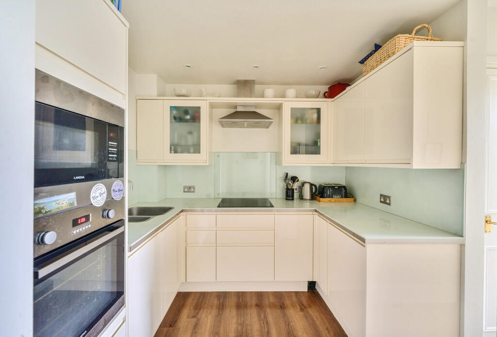 1363380-12-68dfdd...