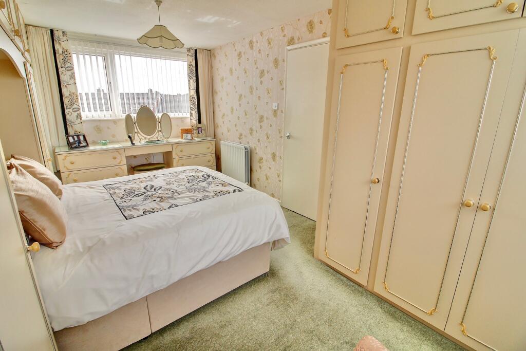 19. Bedroom 1