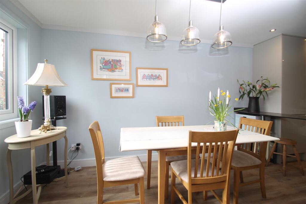 dining area.JPG