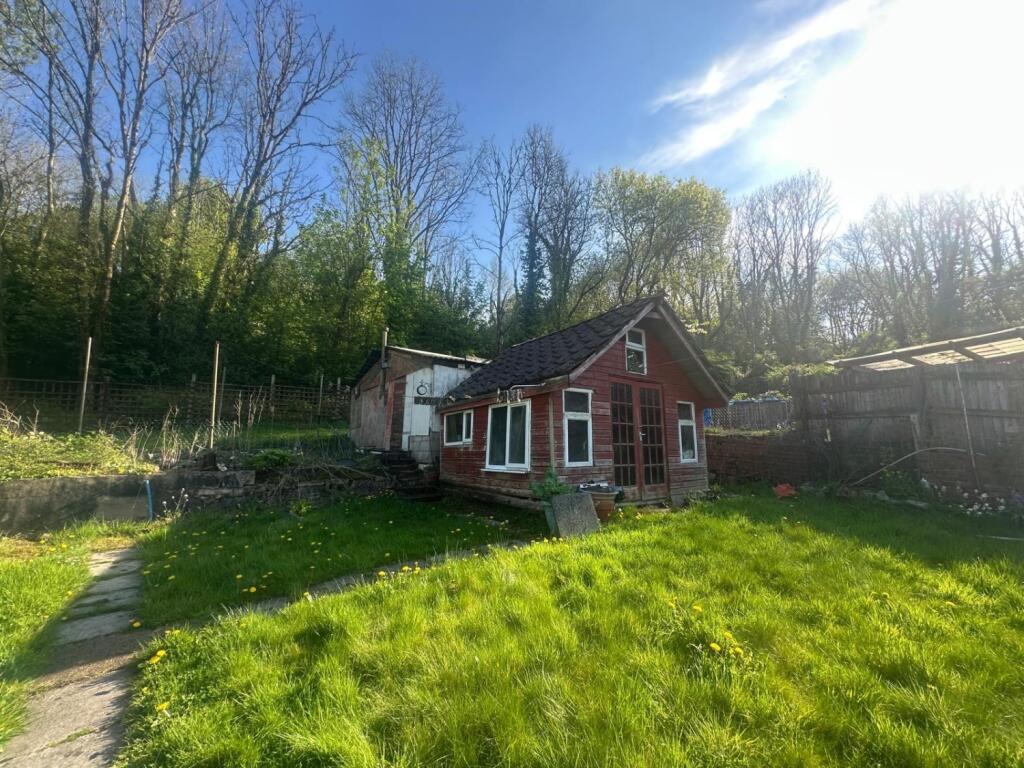 79225E48-94EC-4156-A7A3-6AEB261B1BD8